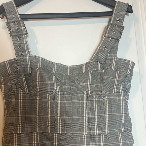 BNWT - WEWOREWHAT GREY CORSET OVERALL JUMPSUIT - LARGE - Picture 3 of 8